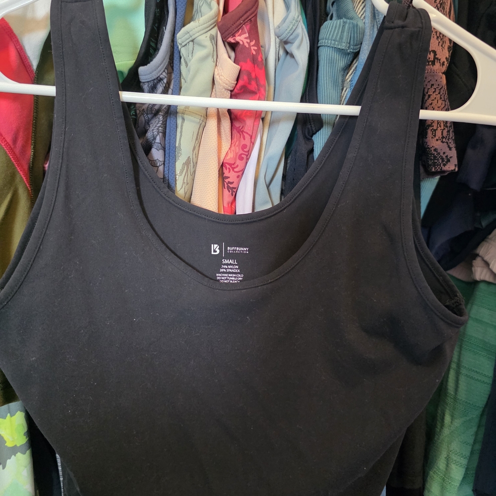 Black Buff Bunny Crop Tank